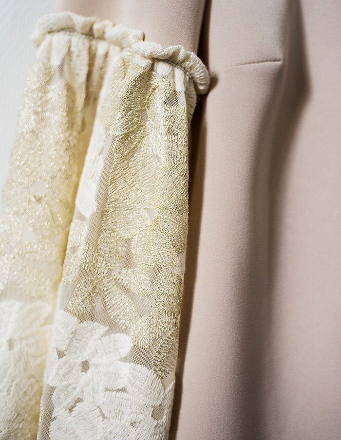 Detail de la blouse Juliette Aurore Gwladys